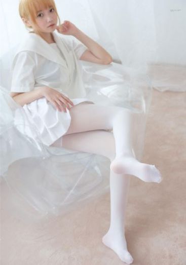 《年轻的妻子》_剧情片免费观看韩国